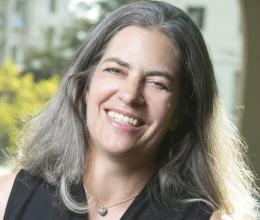 Sarah Beckman Headshot 