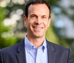 Jonathan Kolstad Headshot