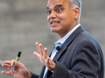 Sameer Srivastava Headshot 