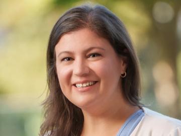 staff headshot of Nicole Donahue